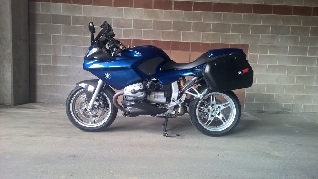 2004 R1100S. Pacific Blue, many options Pelican Parts Forums
